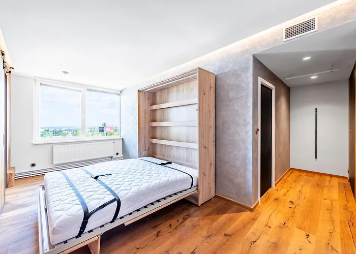 Urban Oasis Stodulky Apartment